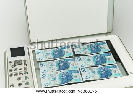 Banknotes on the printer