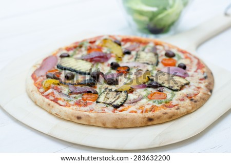 Pizza and pizza ingredients