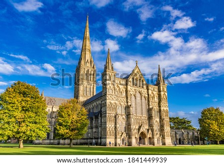 Salisbury Cathedral, formally known as the Cathedral Church of the Blessed Virgin Mary, an Anglican cathedral in Salisbury, England. Сток-фото © 