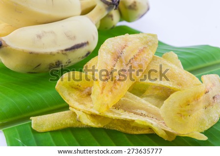 Fried banana chips on banana leaf
