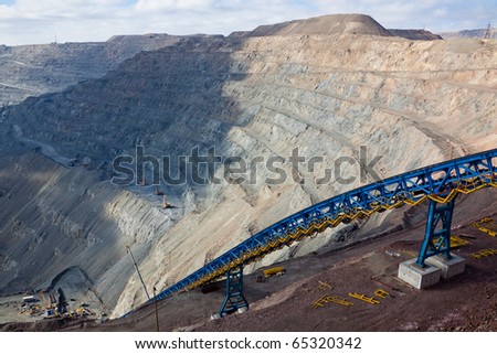 ore conveyor in open pit mining