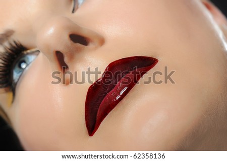 Fall fashion makeup trend. pretty woman face with perfect lips