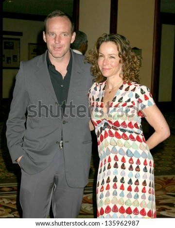 CENTURY CITY - MAY 06: Jennifer Grey, Clark Gregg arriving at Project ALS Benefit event at Century Plaza Hotel May 06, 2005 in Century City, CA.
