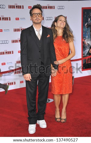 Robert Downey Jr & wife Susan at the Los Angeles premiere of his movie 