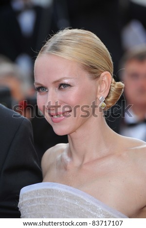 Naomi Watts at premiere for her movie \