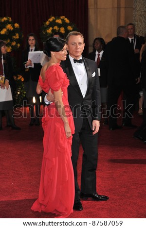 Daniel Craig & Satsuki Mitchell at the 81st Academy Awards at the Kodak Theatre, Hollywood. February 22, 2009  Los Angeles, CA Picture: Paul Smith / Featureflash