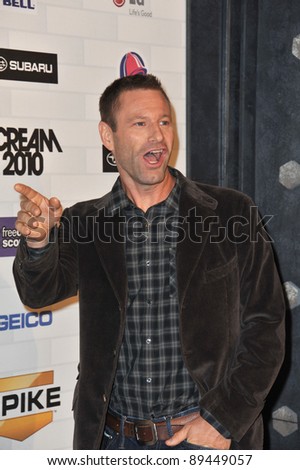 Aaron Eckhart at Spike TV's 2010 Scream Awards at the Greek Theatre, Griffith Park, Los Angeles. October 16, 2010  Los Angeles, CA Picture: Paul Smith / Featureflash