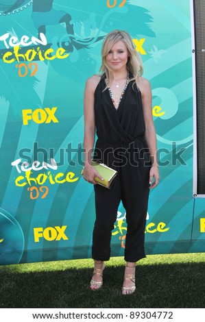 Kristen Bell at the 2009 Teen Choice Awards at the Gibson Amphitheatre, Universal City. August 9, 2009  Los Angeles, CA Picture: Paul Smith / Featureflash