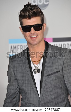 Robin Thicke at the 2011 American Music Awards at the Nokia Theatre L.A. Live in downtown Los Angeles. November 20, 2011  Los Angeles, CA Picture: Paul Smith / Featureflash