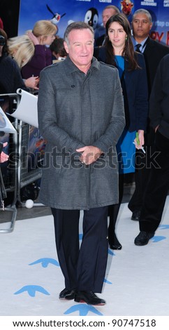 Robin Williams arriving for the UK Premier of Happy Feet Two at the Empire Cinema in Leicester Square London. 20/11/2011 Picture by: Simon Burchell / Featureflash