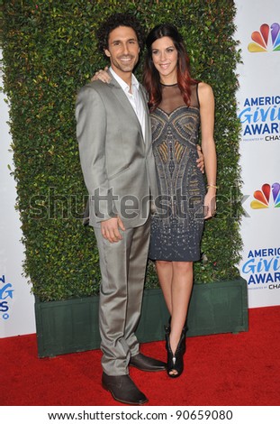 Ethan Zohn & Jenna Morasca at the American Giving Awards at the Dorothy Chandler Pavilion in Los Angeles. December 9, 2011  Los Angeles, CA Picture: Paul Smith / Featureflash