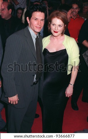 15oct97: Actor Mark Wahlberg & Actress Julianne Moore At The Premiere ...