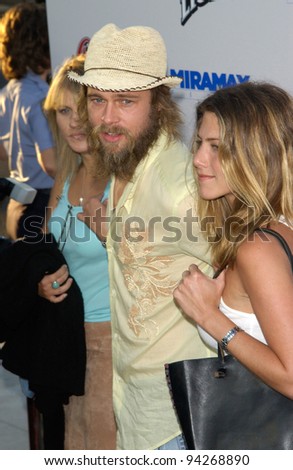 Actor BRAD PITT & actress wife JENNIFER ANISTON at the Los Angeles premiere of his new movie Full Frontal. 23JUL2002  Paul Smith / Featureflash