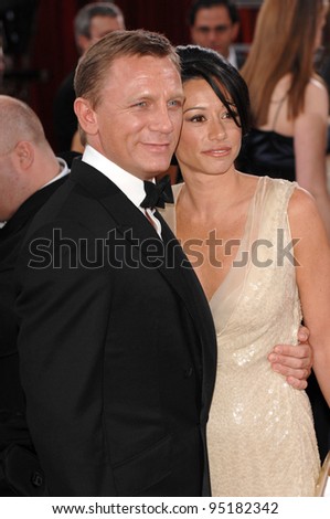 Daniel Craig & Satsuki Mitchell at the 79th Annual Academy Awards at the Kodak Theatre, Hollywood. February 26, 2007  Los Angeles, CA Picture: Paul Smith / Featureflash
