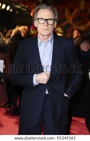 Bill Nighy arriving for the premiere of \