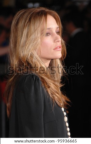 PIPER PERABO at the world premiere, in Hollywood, of her new movie 