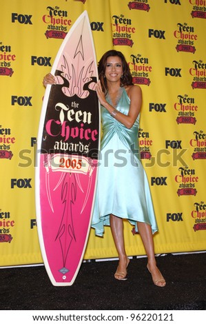 EVA LONGORIA at the 2005 Teen Choice Awards at the Universal Amphiteatre, Hollywood. August 14, 2005  Los Angeles, CA  2005 Paul Smith / Featureflash