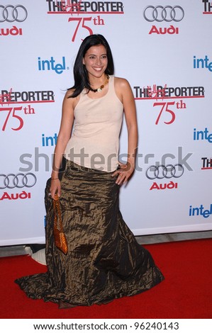 Actress BAHAR SOOMEKH at party at the Pacific Design Centre, West Hollywood, to mark The Hollywood Reporter\'s 75th Anniversary. September 13, 2005  Los Angeles, CA.  2005 Paul Smith / Featureflash