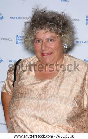 Actress MIRIAM MARGOLYES at the UK Film Council\'s Breakthrough Brits lunch at the Four Seasons Hotel, Los Angeles. November 1, 2005  Los Angeles, CA.  2005 Paul Smith / Featureflash