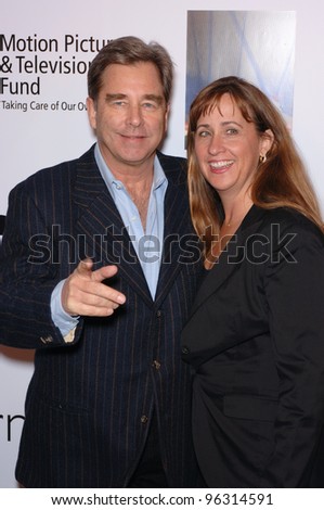 Actor BEAU BRIDGES & wife at a celebrity screening, in Beverly Hills, for Walk the Line. November 10, 2005 Beverly Hills, CA.  2005 Paul Smith / Featureflash