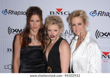 Country group The DIXIE CHICKS at music mogul Clive Davis\' annual pre-Grammy party at the Beverly Hilton Hotel. February 7, 2006  Beverly Hills, CA  2006 Paul Smith / Featureflash