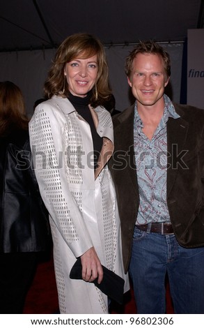 Feb 22, 2005: Los Angeles, CA: Actress ALLISON JANNEY & fianc actor RICHARD JENIK at General Motors 4th Annual \