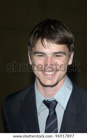 Actor JOSH HARTNETT at the world premiere, in Hollywood, of his new movie Wicker Park. August 31, 2004