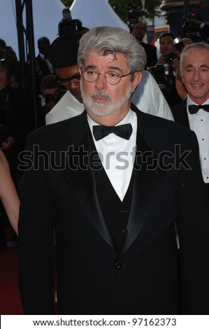 Director GEORGE LUCAS at the gala premiere of his movie Star Wars ...