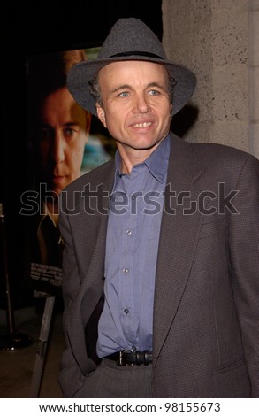 Actor CLINT HOWARD at the world premiere, in Beverly Hills, of A Beautiful Mind. 13DEC2001.  Paul Smith/Featureflash