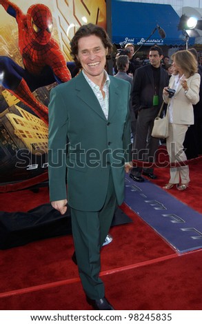Actor WILLEM DAFOE at the Los Angeles premiere of his new movie Spider-Man. 29APR2002.   Paul Smith / Featureflash