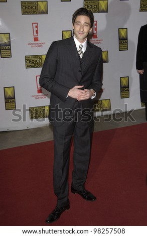 Actor ADRIEN BRODY at the Broadcast Film Critics 8th Annual Critics\' Choice Awards at the Beverly Hills Hotel. 17JAN2003.   Paul Smith / Featureflash