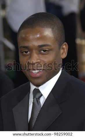 DULE HILL at the Golden Globe Awards at the Beverly Hills Hilton Hotel. 19JAN2003.  Paul Smith / Featureflash