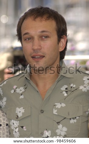 Actor VINCENT PEREZ at the photocall in Cannes for his new movie Fanfan La Tulipe, which opens the 56th Cannes Film Festival. 14MAY2003  Paul Smith / Featureflash