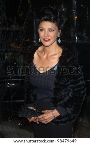 Actress SHOHREH AGHDASHLOO at the world premiere of her new movie House of Sand and Fog, as part of the AFI Film Festival in Los Angeles. November 9, 2003  Paul Smith / Featureflash