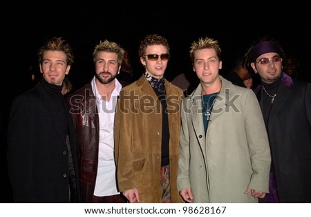Pop group NSYNC at the 27th Annual People\'s Choice Awards in Pasadena, California. 07JAN01.   Paul Smith/Featureflash