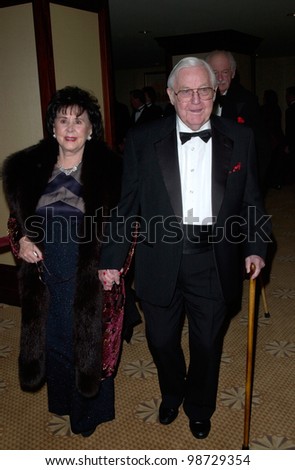 Veteran director ROBERT WISE & wife at the 53rd Annual Directors Guild of America Awards in Los Angeles.  he was honored with the President\'s Award.  Paul Smith/Featureflash