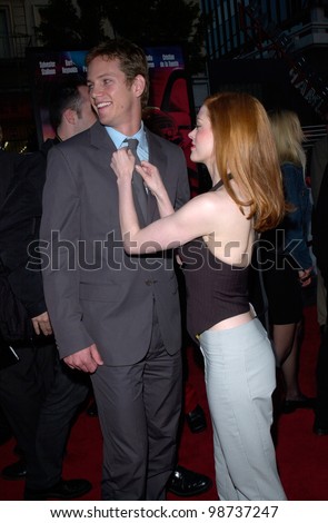 Actor KIP PARDUE & actress girlfriend ROSE McGOWAN at the premiere of his new movie Driven, at Manns Chinese Theatre, Hollywood. 16APR2001.    Paul Smith/Featureflash