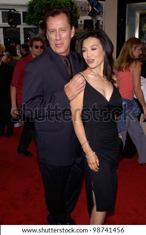 Actor JAMES WOODS & actress MING-NA WEN at the world premiere, in Los Angeles, of their new movie Final Fantasy: The Spirits Within. 02JUL2001.  Paul Smith/Featureflash