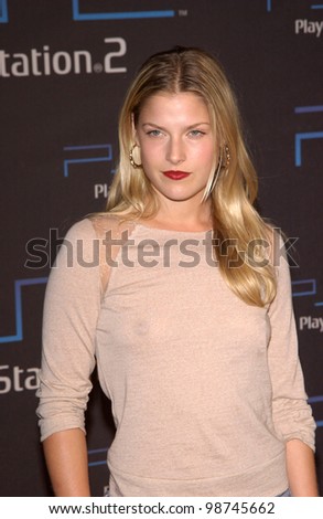 Actress ALI LARTER at one-year anniversary party, in Los Angeles, for the Sony Playstation  2. 18OCT2001.  Paul Smith/Featureflash