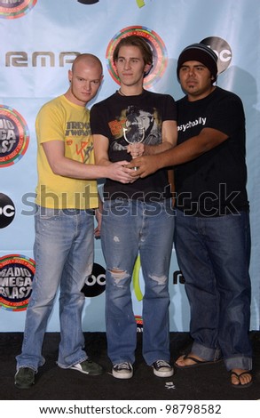 Pop group LIFE HOUSE at the 2001 Radio Music Awards at the Aladdin Hotel & Casino, Las Vegas. 26OCT2001.  Paul Smith/Featureflash
