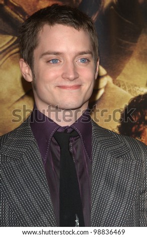 ELIJAH WOOD at the USA premiere of his new movie The Lord of the Rings: The Return of the King, in Los Angeles. December 3, 2003  Paul Smith / Featureflash
