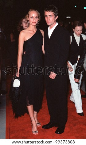 18oct99: Actor Desmond Harrington & Supermodel Girlfriend Amber ...