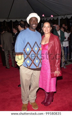 06MAR2000: Actor DON CHEADLE & wife at the premiere, in Hollywood, of his new movie \