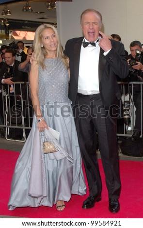 18MAY2000:  Actor JAMES CAAN & wife at the premiere of Love\'s Labour\'s Lost at the Cannes Film Festival to benefit AmFAR.  Paul Smith / Featureflash