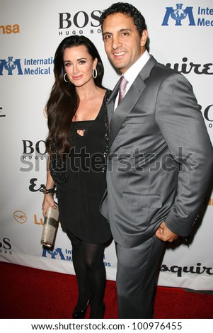 Kyle Richards at the Esquire House LA Opening Night Event With International Medical Corps, Esquire House, Beverly Hills, CA. 10-15-10