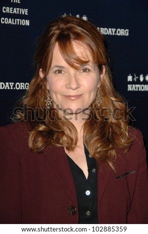 Lea Thompson at the National Lab Day Kick-Off Dinner, Luxe Hotel, Los Angeles, CA. 04-01-10