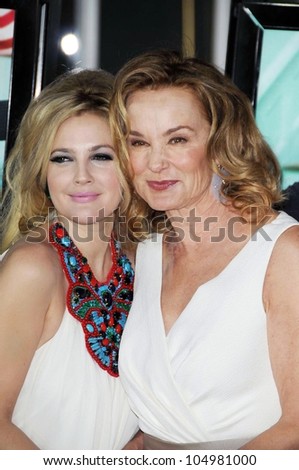 Drew Barrymore and Jessica Lange  at the Los Angeles Premiere of \'Grey Gardens\'. Grauman\'s Chinese Theatre, Hollywood, CA. 04-16-09
