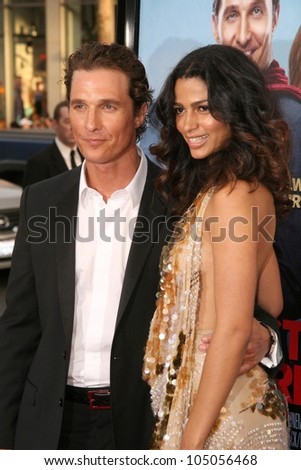 Matthew McConaughey and Camila Alves at the World Premiere of \'Ghosts of Girlfriends Past\'. Grauman\'s Chinese Theatre, Hollywood, CA. 04-27-09