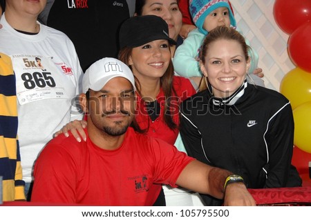 Amaury Nolasco with Eva Longoria and Jennifer Morrison  at the Padres Stand For Hope 5k Charity Run-Walk. Los Angeles Memorial Coliseum, Los Angeles, CA. 03-21-09