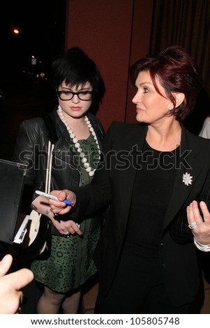 Kelly Osbourne and Sharon Osbourne  at the Birthday Party for Elton John. Hamburger Hamlet, West Hollywood, CA. 03-27-09